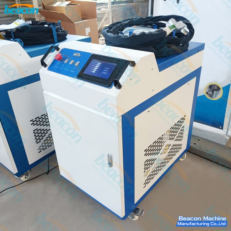{LS-C 0.5KW-3KW Handheld Fiber Laser Rust Removal Equipment | Industrial Laser Cleaner}