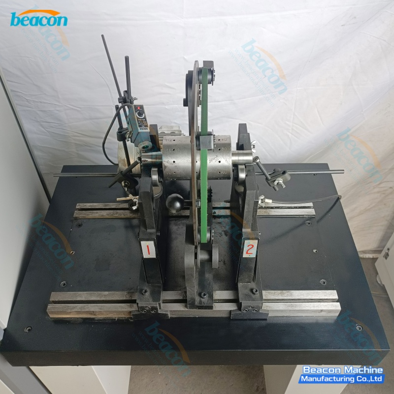 balancing machine for mechanical parts