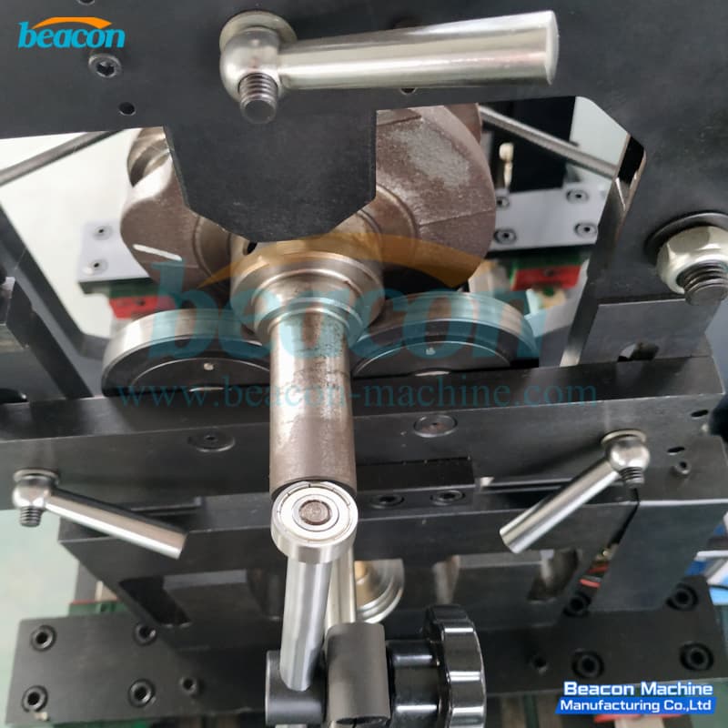 industrial vibration balancing machine